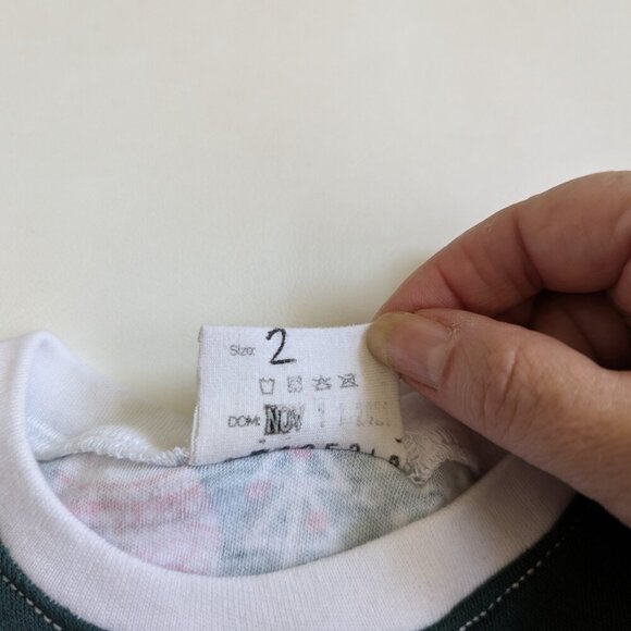 Handmade Winter Toddler Christmas T-Shirt Size 2T Green Red U.S. Made - Picture 5 of 8